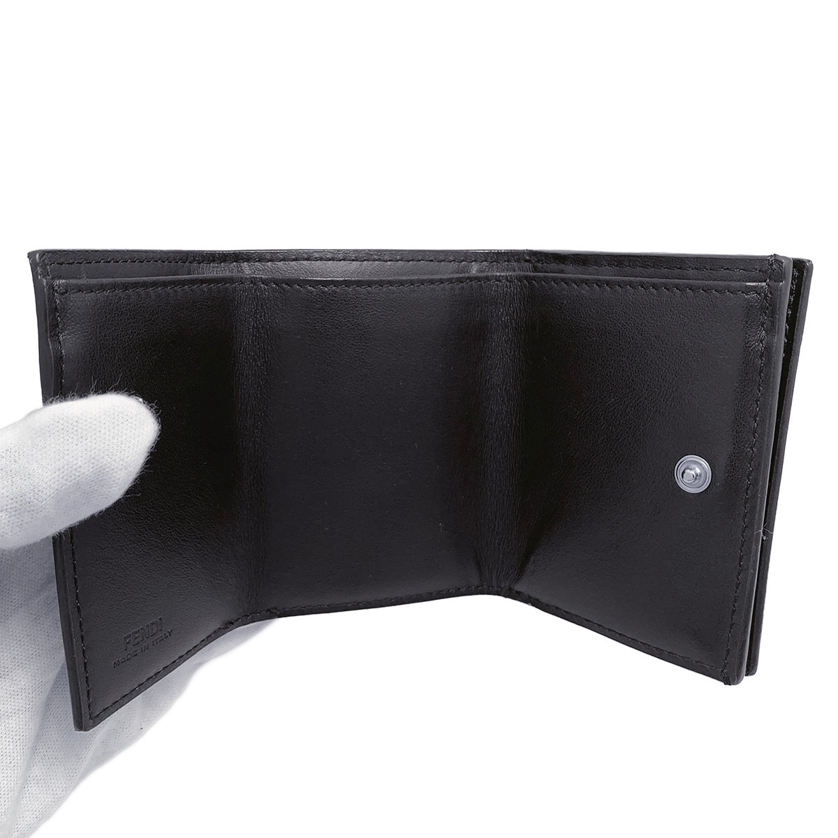 フェンディ FENDI ダイアゴナル ズッカ柄 三つ折財布 コンパクトウオレット レザー×PVC メンズ レディース  2091