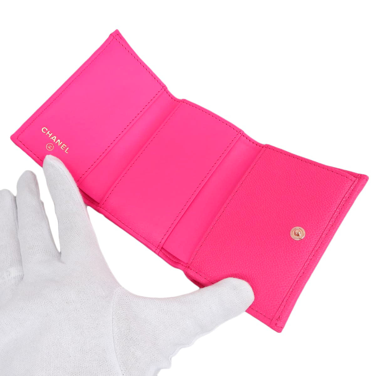 シャネル CHANEL ココマーク マトラッセ Wホック 三つ折り コンパクト財布 キャビアスキン ネオンピンク ゴールド金具 レディース 4737