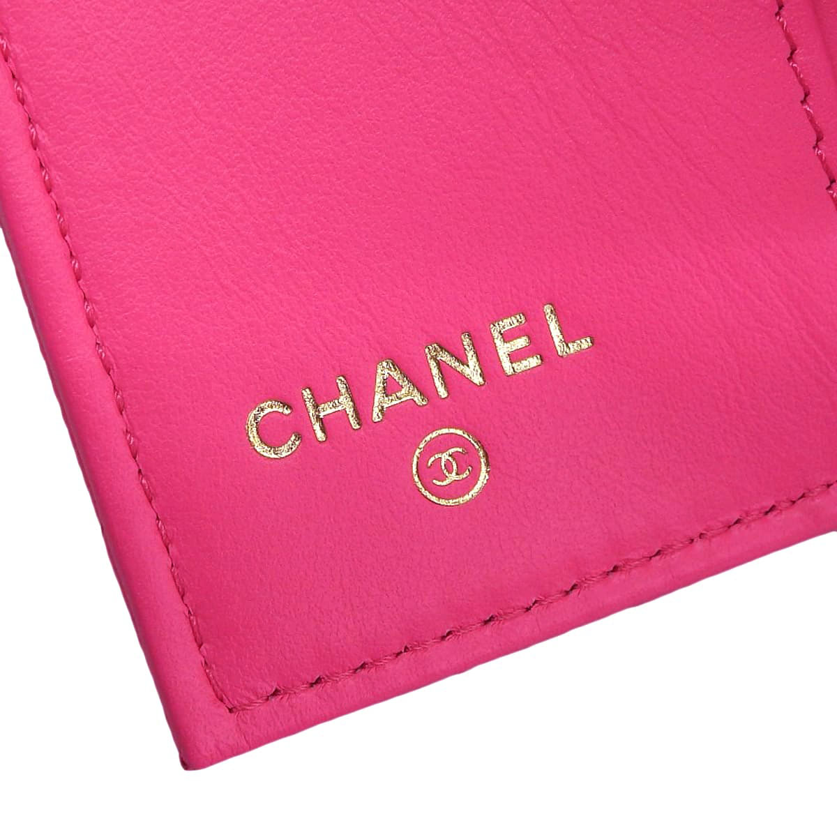 シャネル CHANEL ココマーク マトラッセ Wホック 三つ折り コンパクト財布 キャビアスキン ネオンピンク ゴールド金具 レディース 4737
