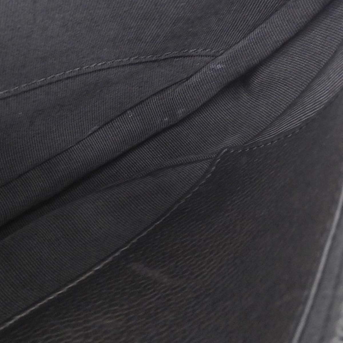 シャネル CHANEL チェーンウォレット ショルダーバッグ キャビアスキン ブラック レディース 12番台 4420