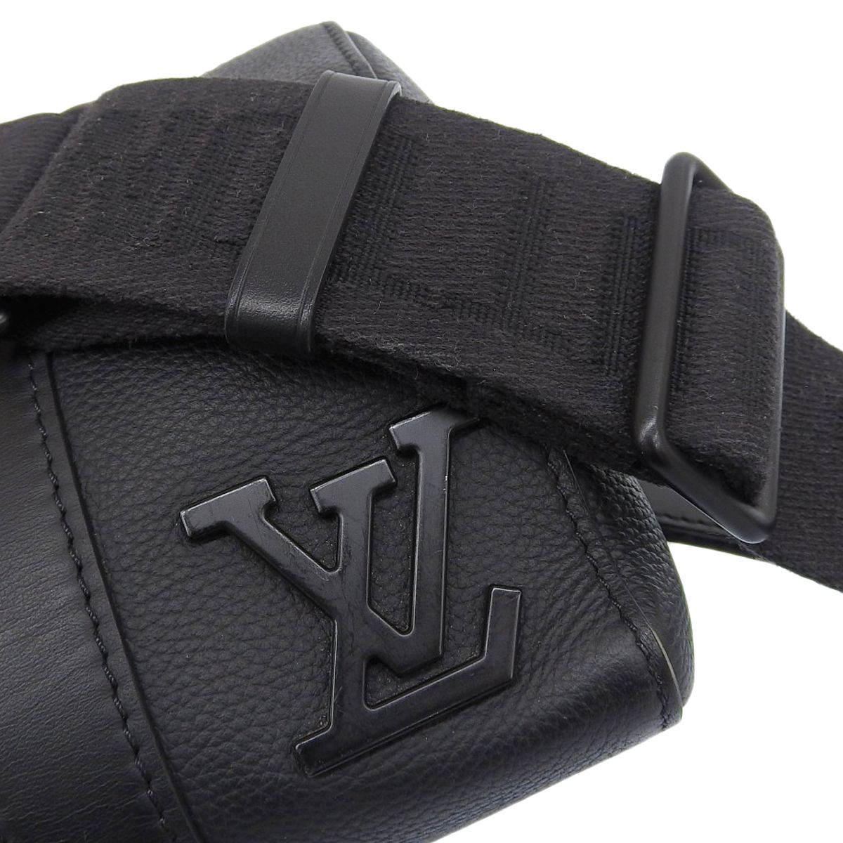 ルイヴィトン LOUIS VUITTON シティ・キーポル ショルダーバッグ グレインカーフレザー ブラック メンズ M59255 4155