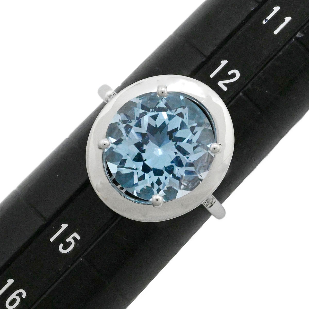 モーブッサン MAUBOUSSIN　ヴレモントア 750WG ダイヤ ホワイトゴールド トパーズ リング サイズ13.5号 レディース  3776