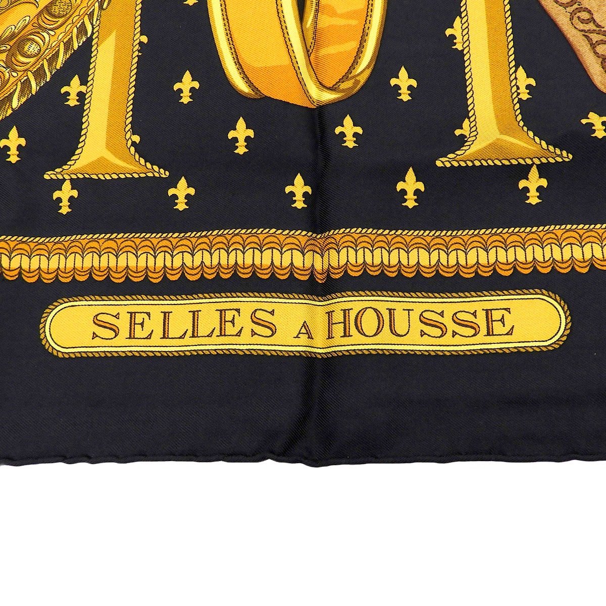エルメス HERMES カレ スカーフ SELLES A HOUSSE カバーへの腰掛