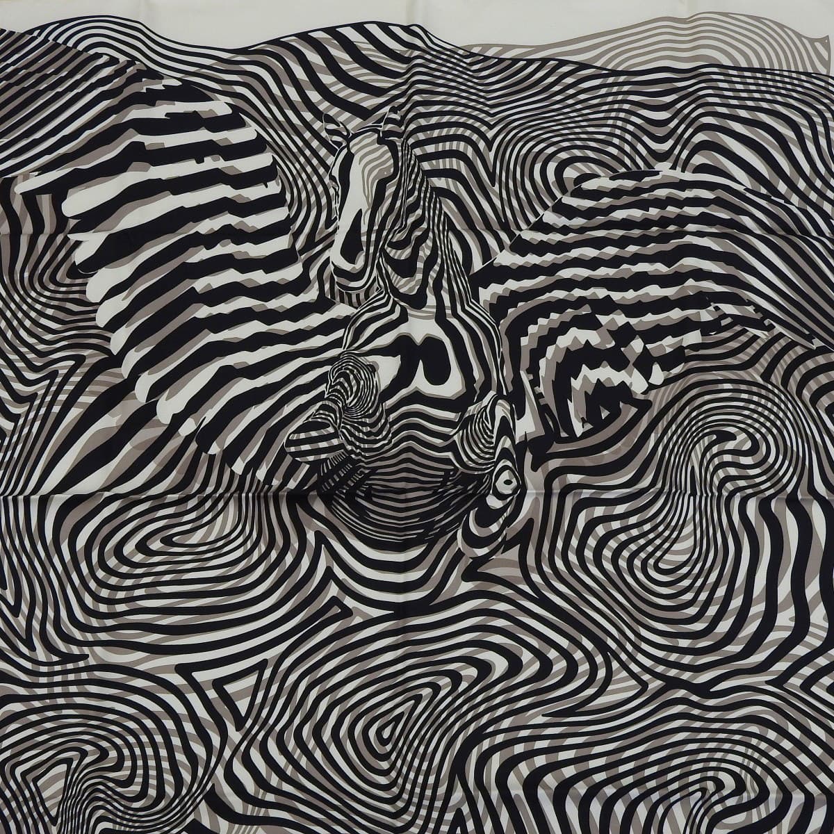 エルメス HERMES カレ90 ONDE DE CHIC 洗練の波 スカーフ シルク ホワイト×ブラック×グレー レディース 4593