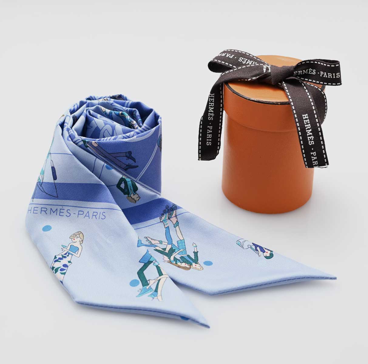 エルメス HERMES ツイリー エクスリブリス・パリジェンヌ Ex-Libris Les Parisiennes 春夏コレクション 3031