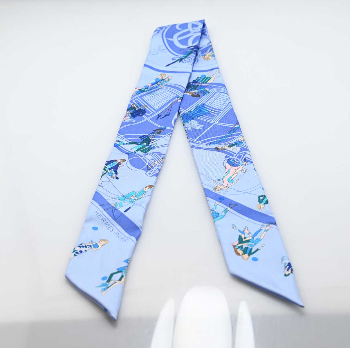 エルメス HERMES ツイリー エクスリブリス・パリジェンヌ Ex-Libris Les Parisiennes 春夏コレクション 3031