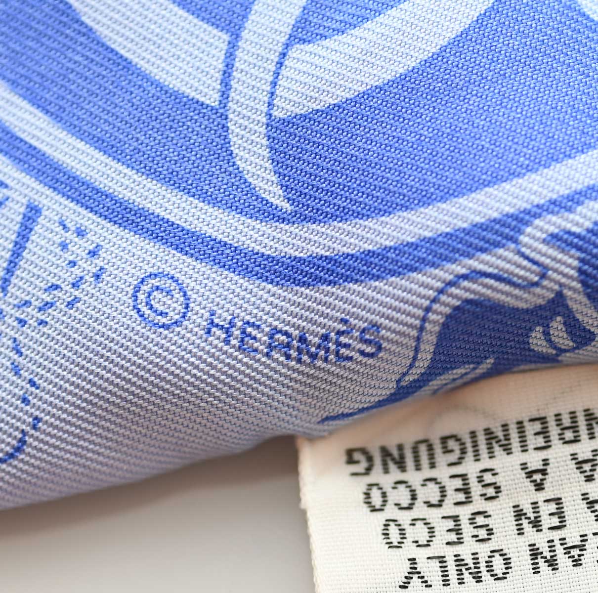 エルメス HERMES ツイリー エクスリブリス・パリジェンヌ Ex-Libris Les Parisiennes 春夏コレクション 3031