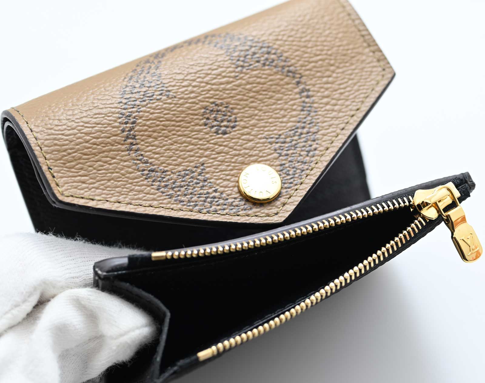 ルイヴィトン Louis Vuitton ポルトフォイユゾエ モノグラム リバース コンパクト財布 ３つ折り 3024