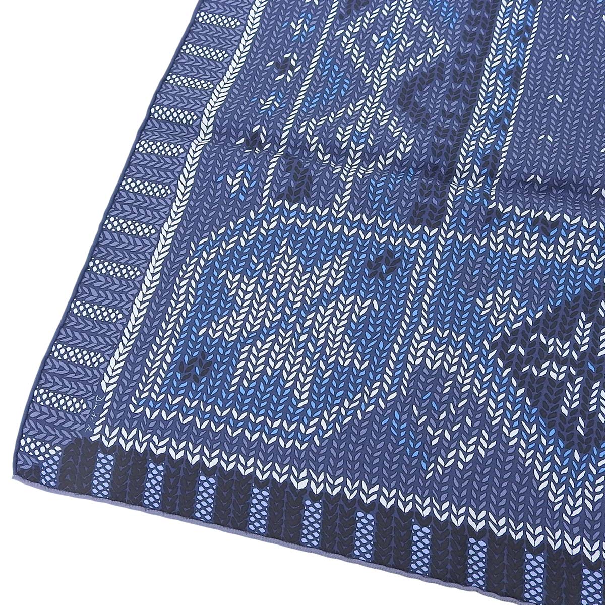 HERMESエルメス カレ90 『AU COIN DU FEU』暖炉のそばで エルメス HERMES カレ90 AU COIN DU FEU 暖炉の傍で スカーフ