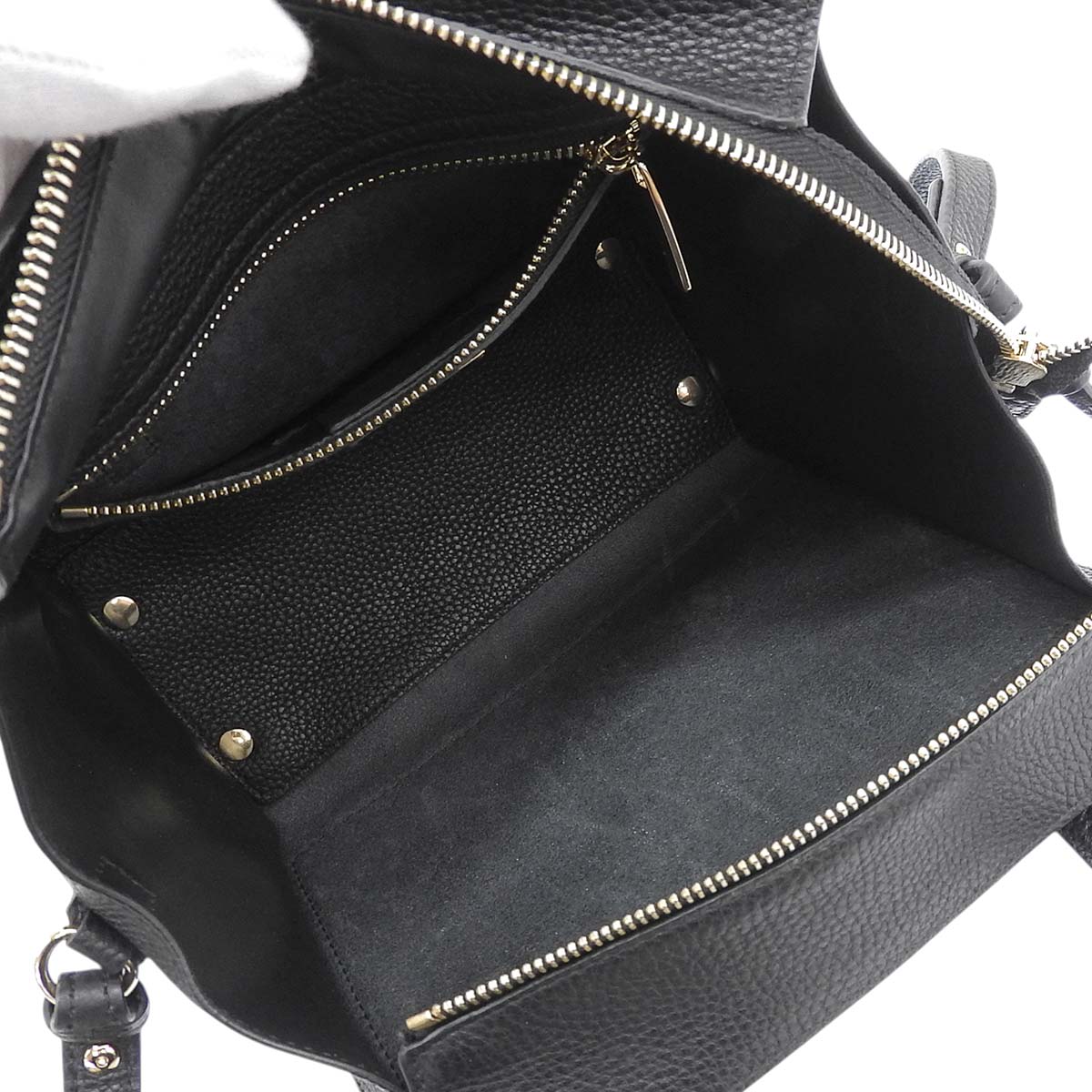 美品✨フェラガモ ショルダーバッグ 2way エイミー ガンチーニ レザー 黒 Salvatore Ferragamo サルヴァトーレフェラガモ エイミー