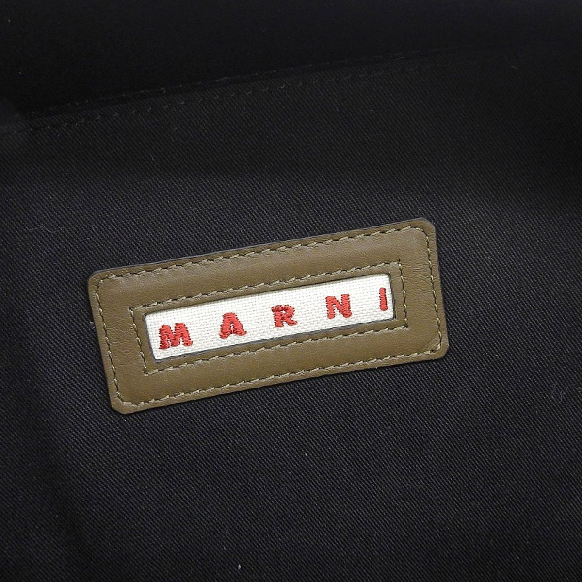 マルニ MARNI ミニ ショルダーバッグ レザー ピンク カーキ系 ブラック レディース 4175