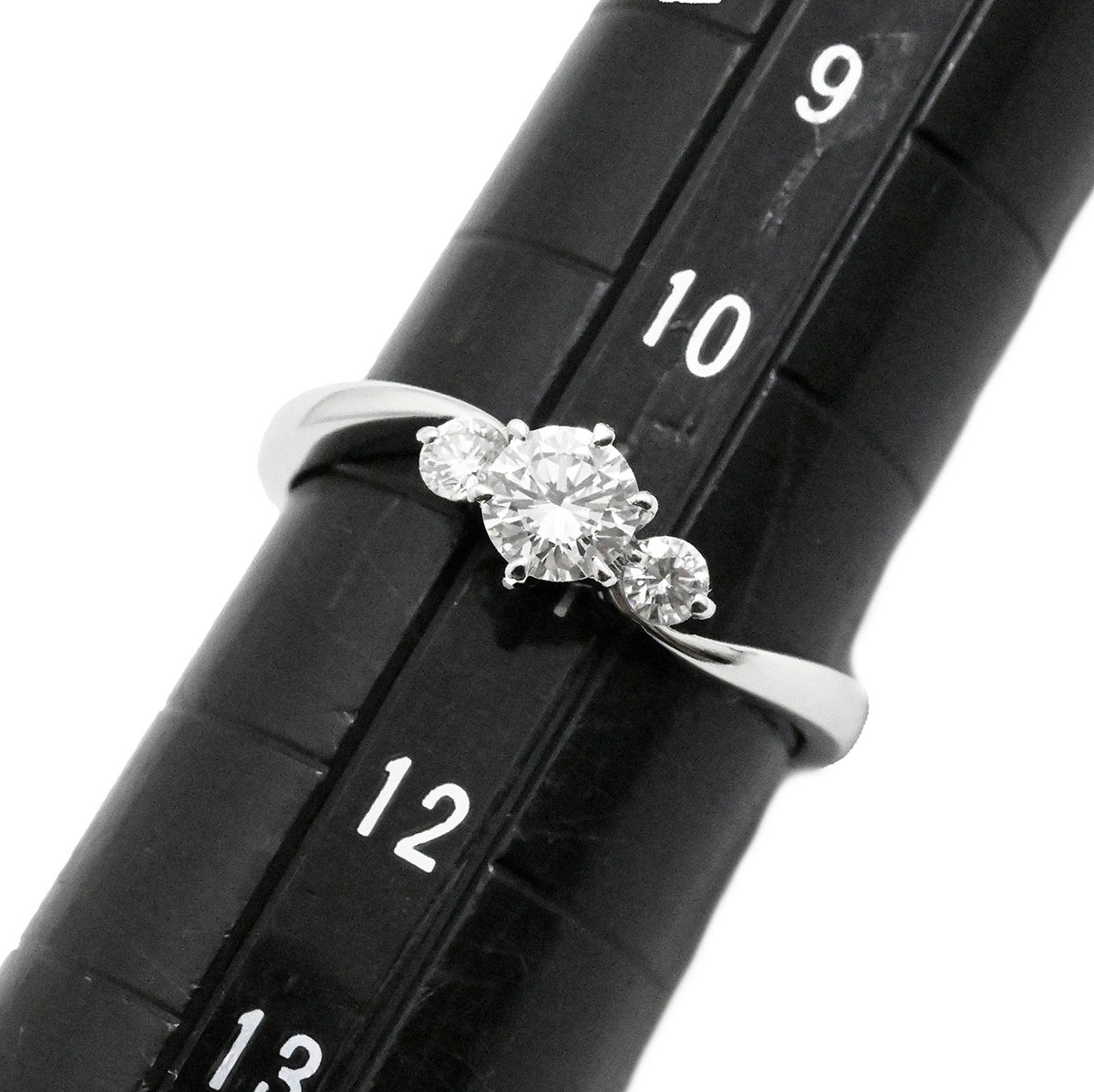 ロイヤルアッシャー ROYAL ASSCHER PT900 プラチナ ダイヤ0.27ct 0.10ct リング 11号 レディース  3711