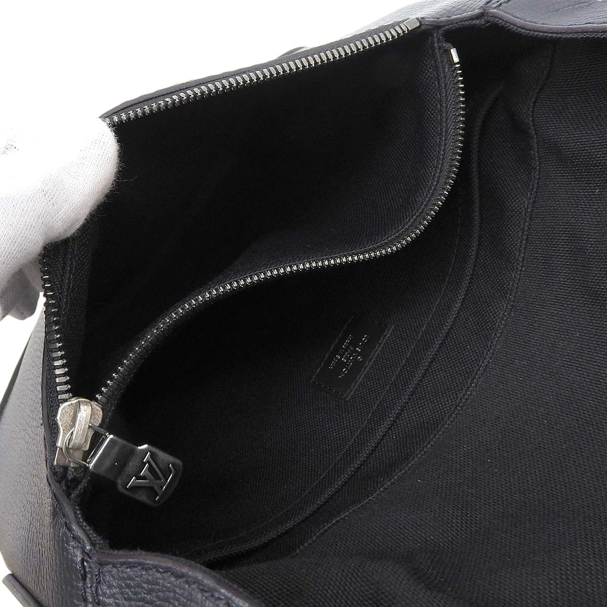 ルイヴィトン LOUIS VUITTON ユタ キャニオン メッセンジャーPM