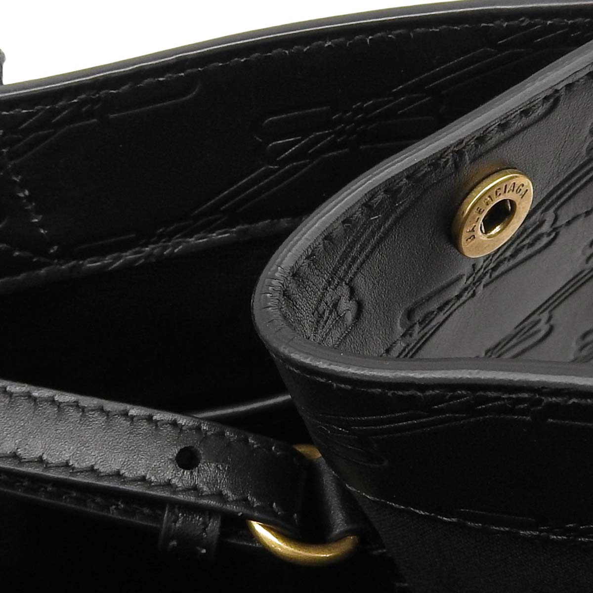 バレンシアガ BALENCIAGA ハードウェア 2WAYバッグ ハンドバッグ ショルダーバック ななめ掛け レザー ブラック レディース 4703