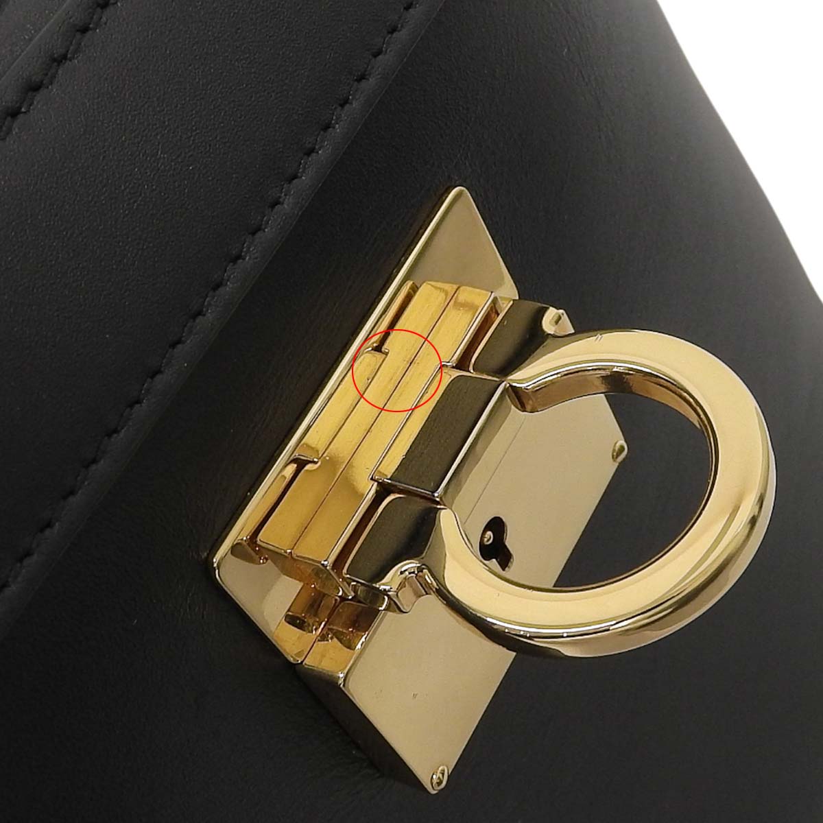 フェラガモ FERRAGAMO ガンチーニ 2WAYボストンバッグ ハンドバッグ ショルダー ななめ掛け レザー ゴールド金具 ブラック レディース 4704