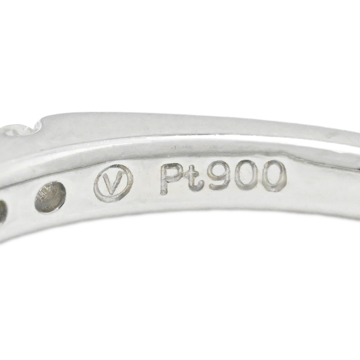 ヴァンドーム VENDOME PT900 プラチナ ダイヤ0.23ct ハーフダイヤ