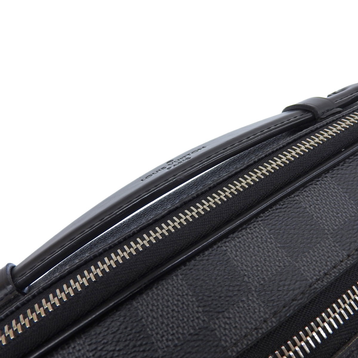 ルイヴィトン LOUIS VUITTON ダミエグラフィット アンブレール ボディバッグ セカンドバッグ メンズ N41289 4185