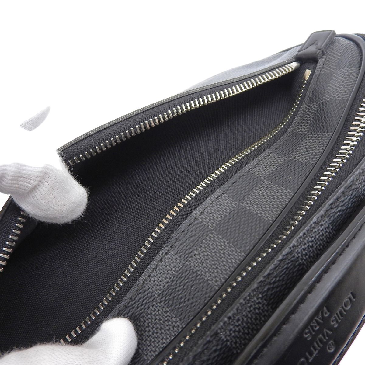 ルイヴィトン LOUIS VUITTON ダミエグラフィット アンブレール ボディバッグ セカンドバッグ メンズ N41289 4185