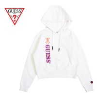 �ں߸˰��ݥ�����50��OFF��GUESS ���� ������� �������å� �ѡ����� "88 RISING GLBL CROPPED HOODIE" W93Q08K9ME0
