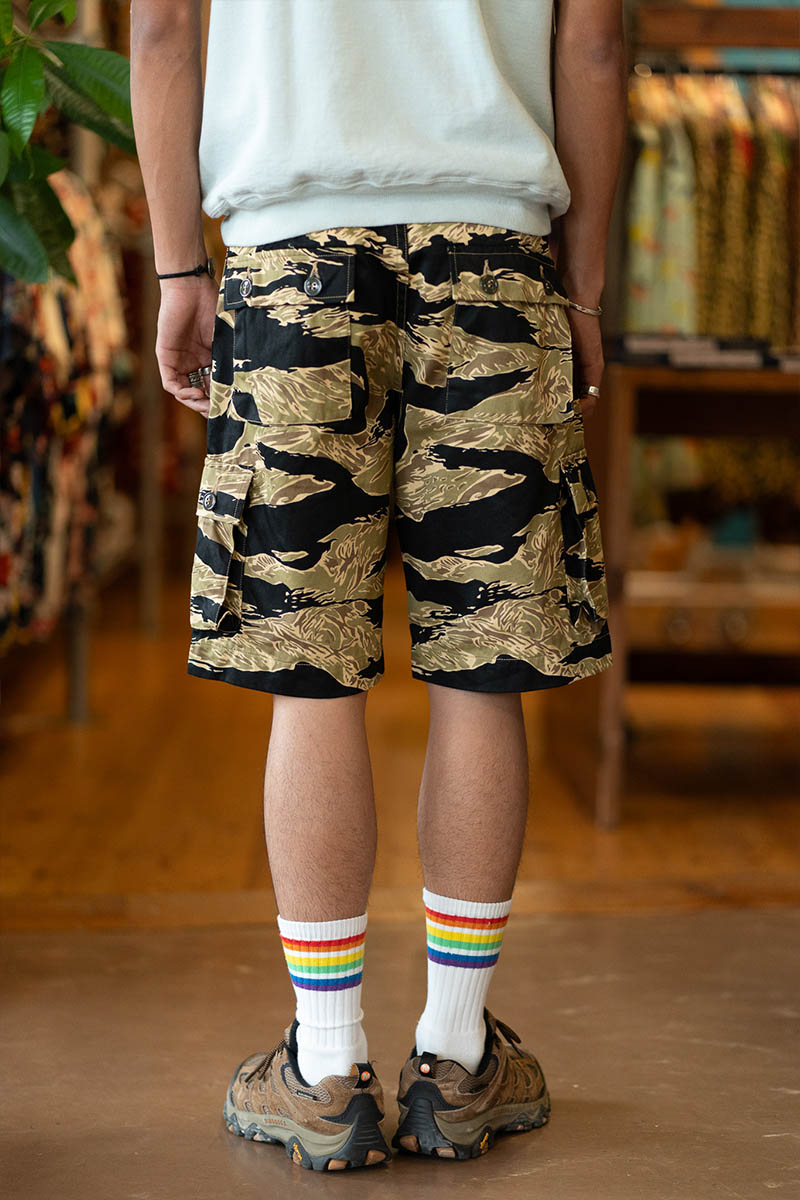 BUZZ RICKSON'S �Х��ꥯ���� �ϡ��եѥ�� ��GOLD TIGER PATTERN SHORT PANTS�� BR51904