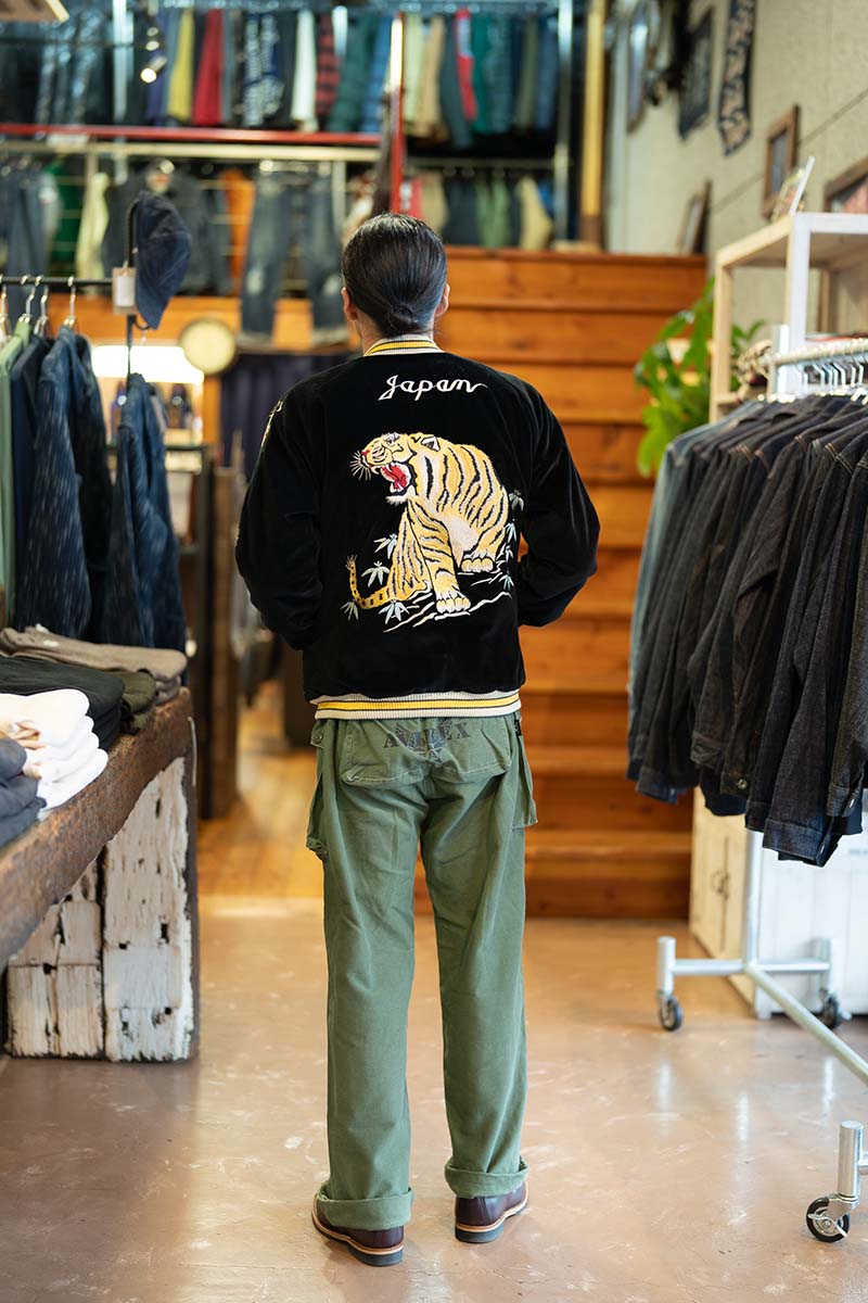 TAILOR TOYO ơ顼  Mid 1950s Style Velveteen Souvenir Jacket  ROARING TIGER  WHITE EAGLE  TT15544-119