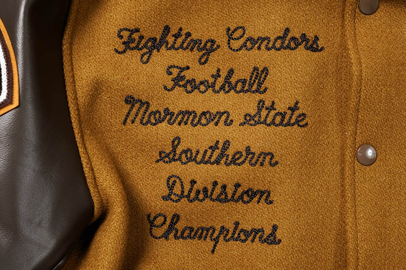 Whitesville �ۥ磻�ĥӥ롡����ɥ��㥱�åȡ�30oz. WOOL MELTON AWARD JACKET ��FIGHTING CONDORS�� (GOLD)  WV15603-156