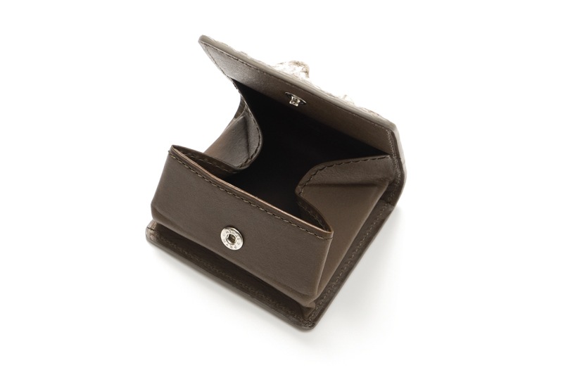 ��10��ǯ�����chapllin ����åץ�� �ܥå��� �����󥱡������ҥޥ��ۡ���Хå� ������������ "CROCODILE LEATHER BOX COIN PURSE" CPC-BOX-CRHB-HM