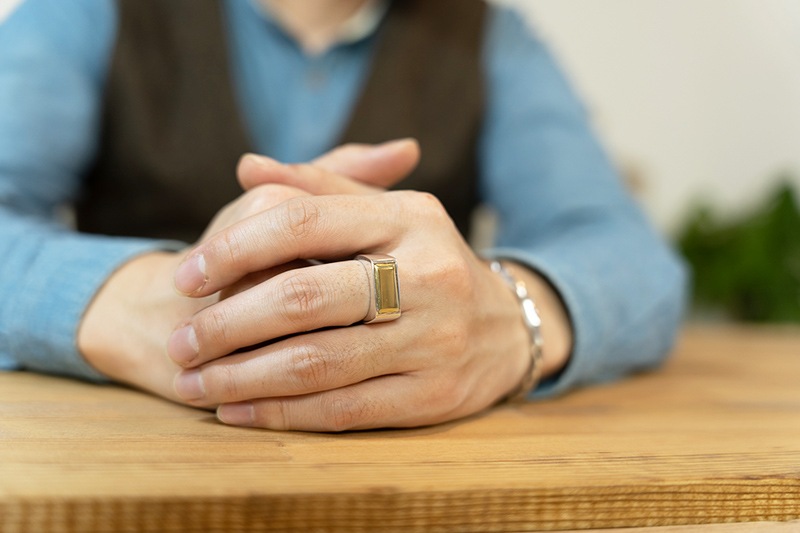 ZERO   ء"SIGNET RING"SIGNET EXCLUSIVE