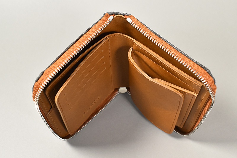 chapllin ����åץ�� �ߥɥ륦����å� ��ELEPHANT LEATHER MIDDLE WALLET�� GRAY/CAMEL CPW-RZM-EL