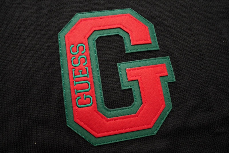 �ں߸˰��ݥ�����50��OFF��GUESS GREEN LABEL ���� ���꡼��졼�٥� �˥å�  �������� "logo sweater" GRFW19-026