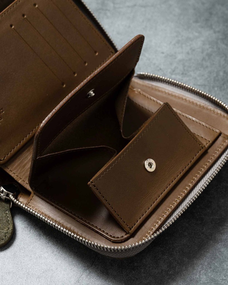 chapllin ����åץ�� �ߥɥ륦����å� ��ELEPHANT LEATHER MIDDLE WALLET�� CPW-RZM-EL-KHK