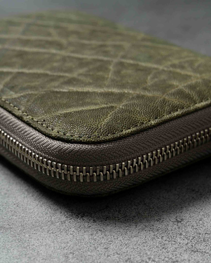 chapllin ����åץ�� �ߥɥ륦����å� ��ELEPHANT LEATHER MIDDLE WALLET�� CPW-RZM-EL-KHK