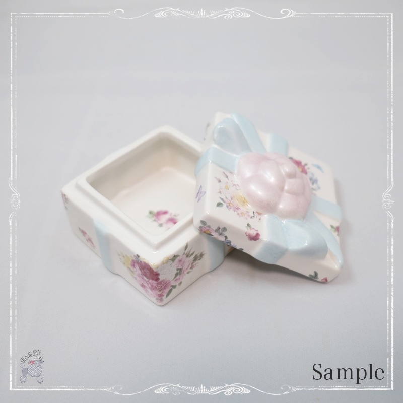 �򼧡�✦ Rose & Ribbon Gift Box ✦��