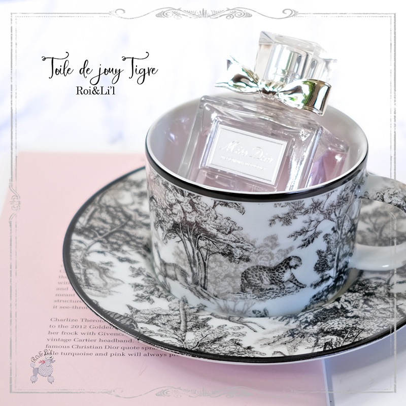 ž̻ Toile de Jouy Tigre/Black-ȥɥ奤/֥åA3