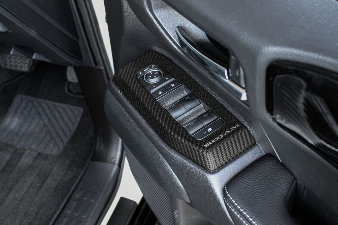 ROJAM カーボンデカール パワーウィンドウスイッチ 4点セット ランドクルーザー 250用