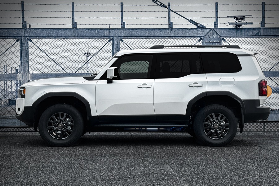 ランドクルーザー 250 2.7L 4WD ガソリン車 DTMサイドエキゾーストシステム 4本出しマフラー