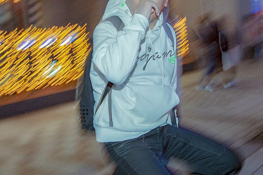 ROJAM パーカー “ホワイト” ユニセックスモデル