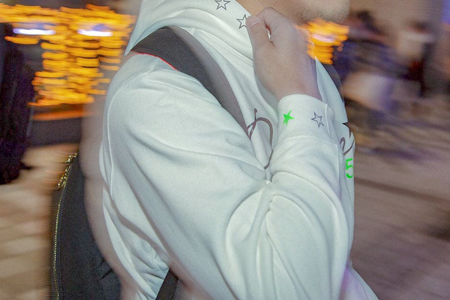 ROJAM パーカー “ホワイト” ユニセックスモデル