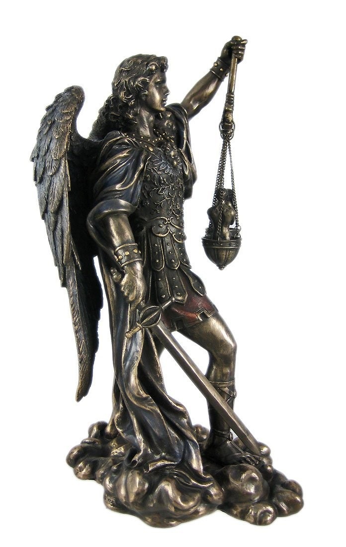 פŷäŷ ߥ Ħ Ħ/ St. Michael Weighing Souls Statue Figure Saint Angel(͢