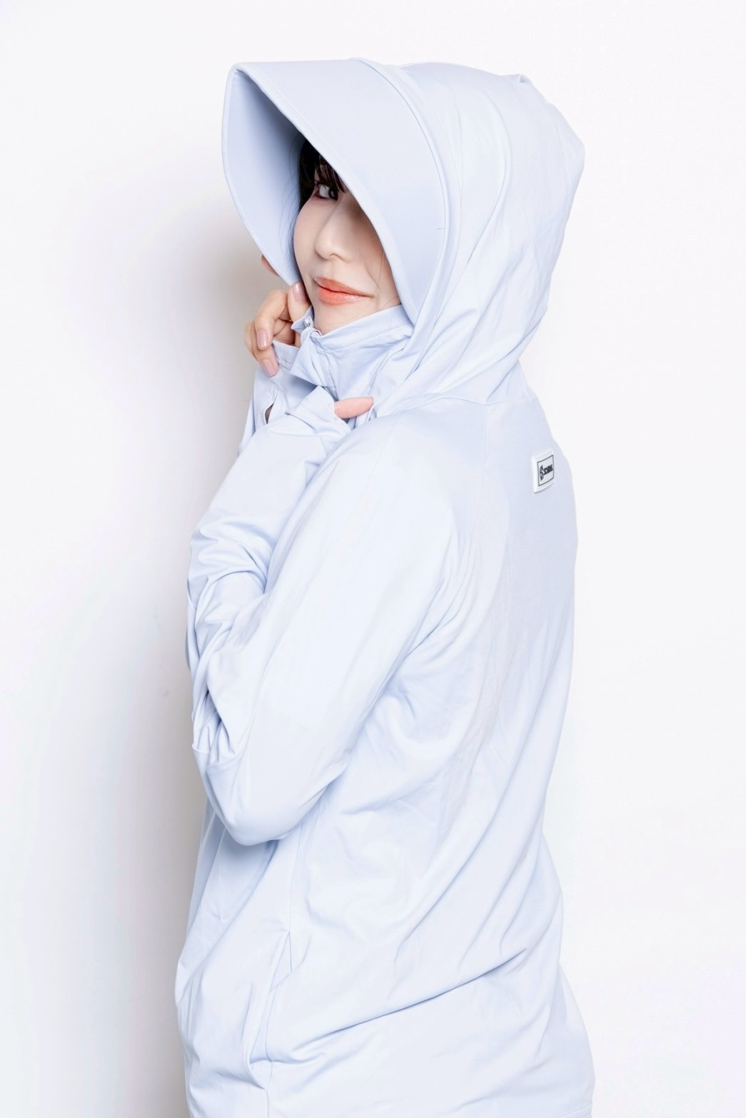 �䴶�ѡ����� WHITE