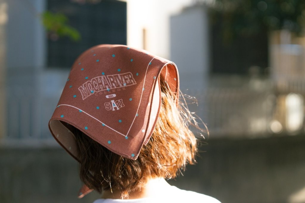 MOCHA RIVER College Logo Dot Bandana