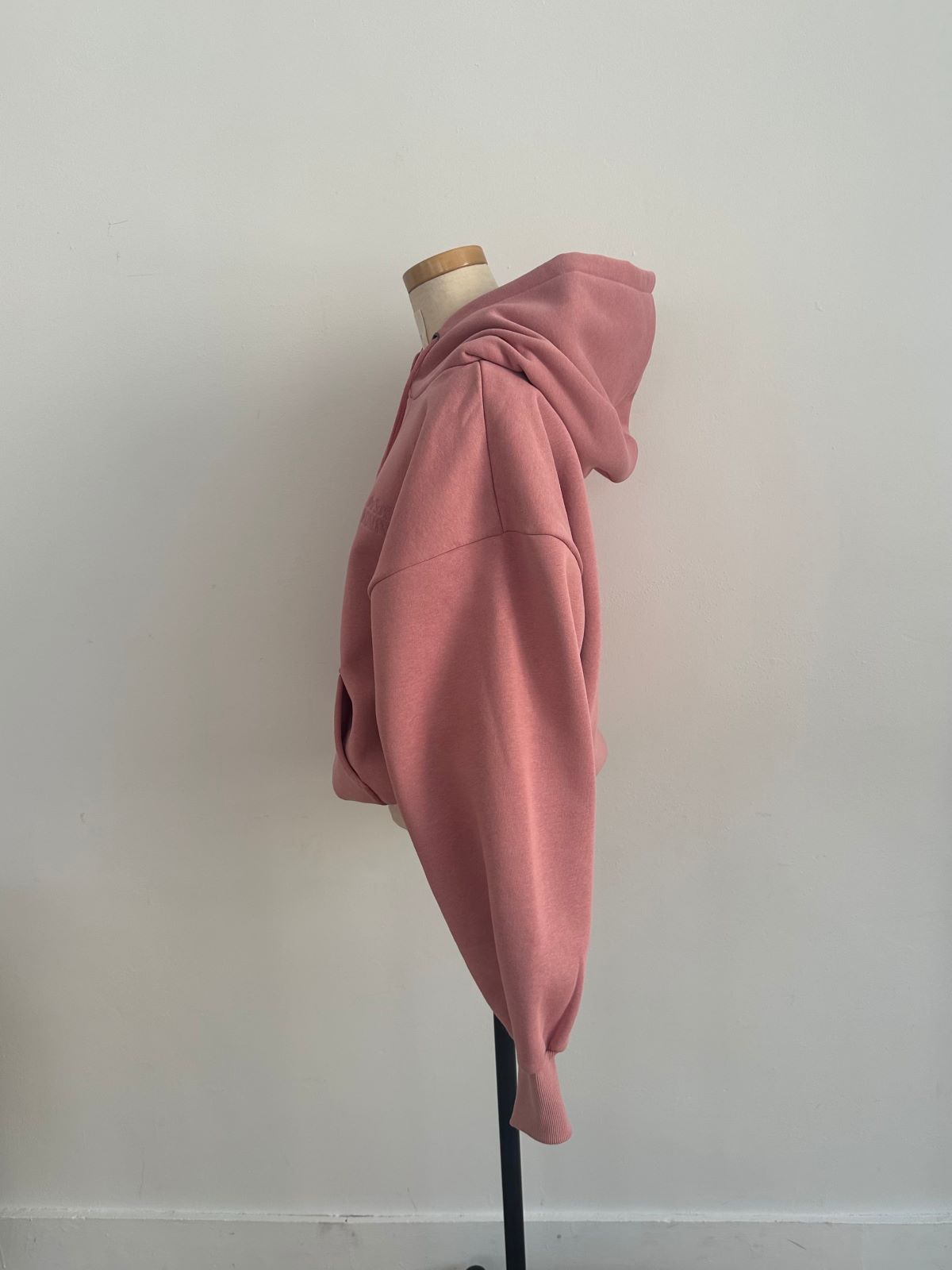 LOGO CROPPED HOODIEUNISEX