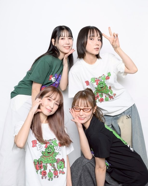 BEST��Xmas 2025 T����� VANILLA WHITE