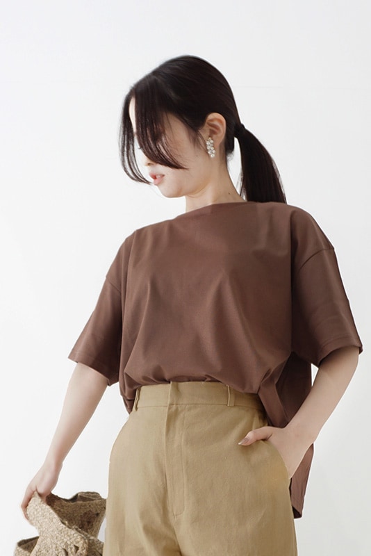 ドロップショルダーTシャツ