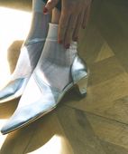 アシメストラップパンプス