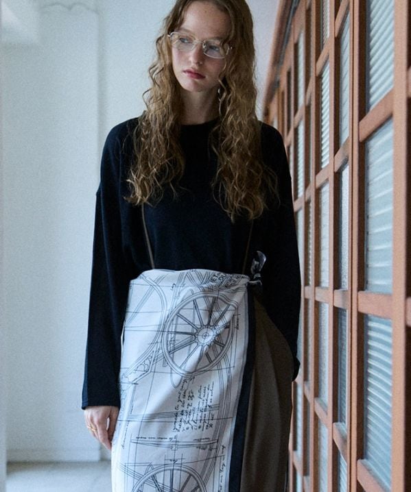 シアーシャイニーロングプルオーバー