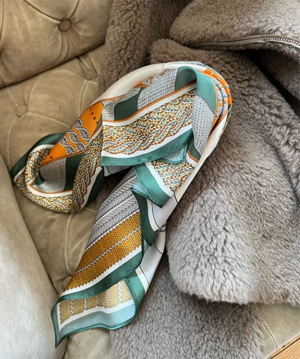 シルクスカーフ