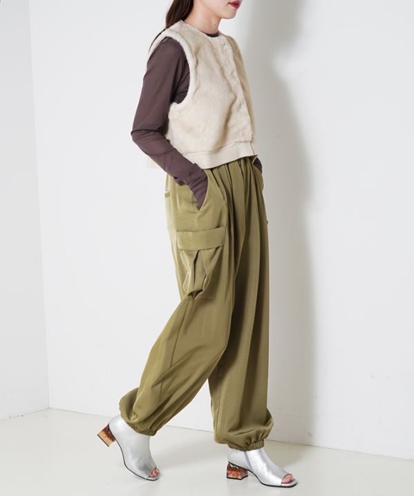 フェイクファーベスト