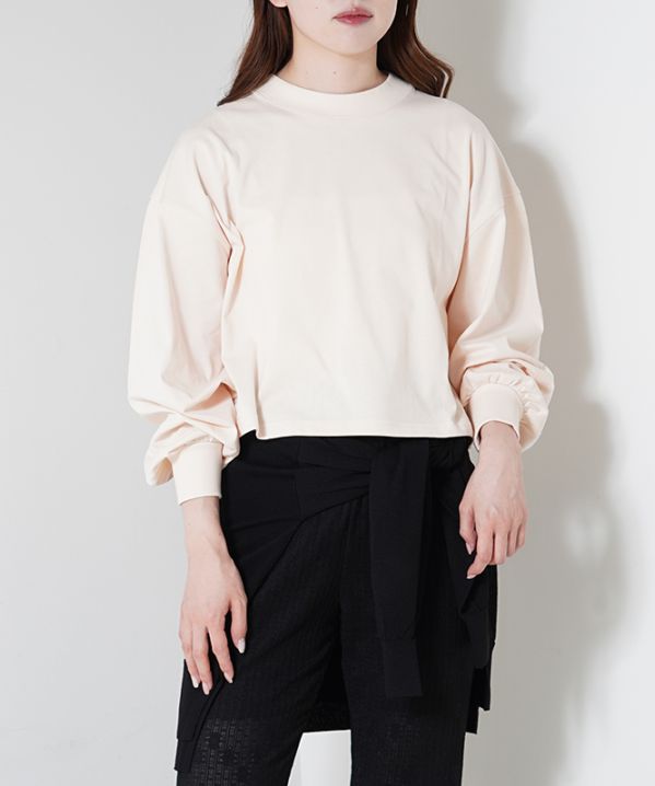 ボリュームスリーブカットプルオーバー