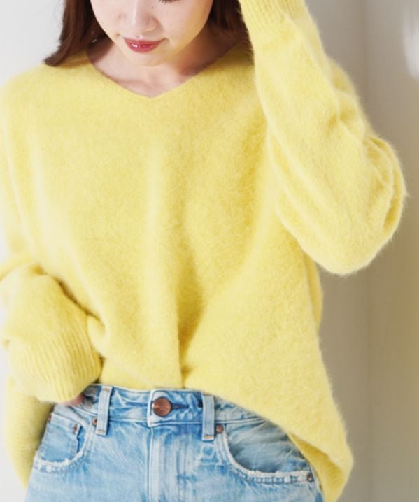 Fox Casemere V Neck Tops